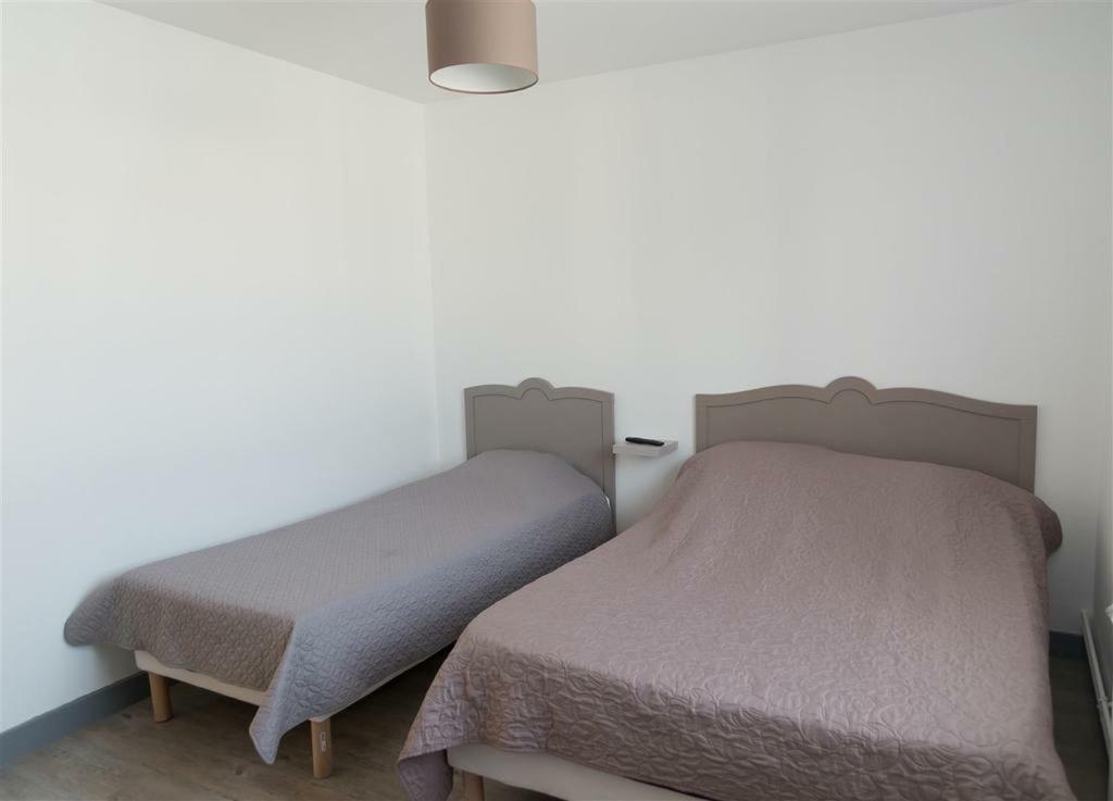 Hotel Du Cygne De La Croix Blanche Lailly-en-Val ภายนอก รูปภาพ